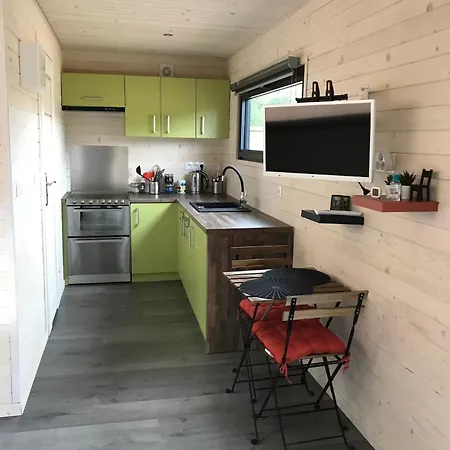 La Roulotte - Tiny House 150m De La Portbail