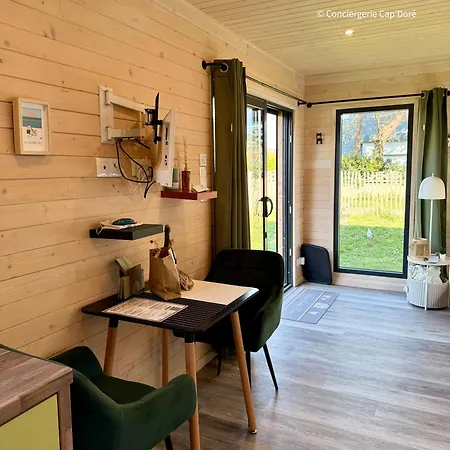 La Roulotte - Tiny House 150m De La * Portbail