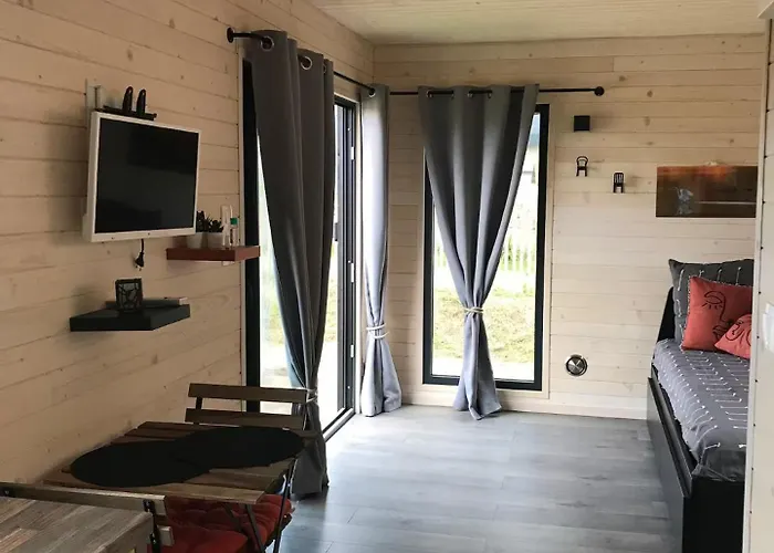 La Roulotte - Tiny House 150m De La Portbail