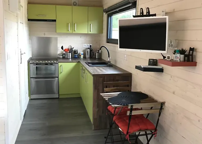 La Roulotte - Tiny House 150m De La Portbail